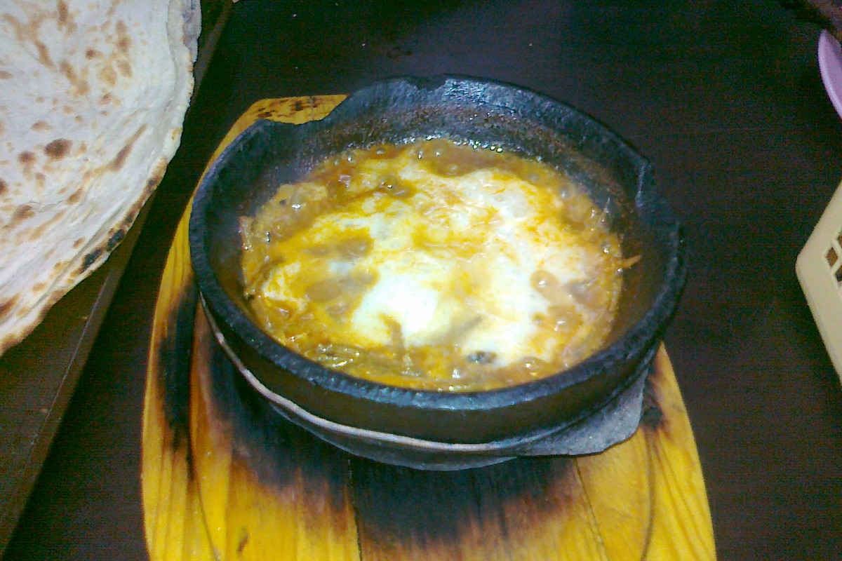 Yemeni Fahsa (lamb stew)