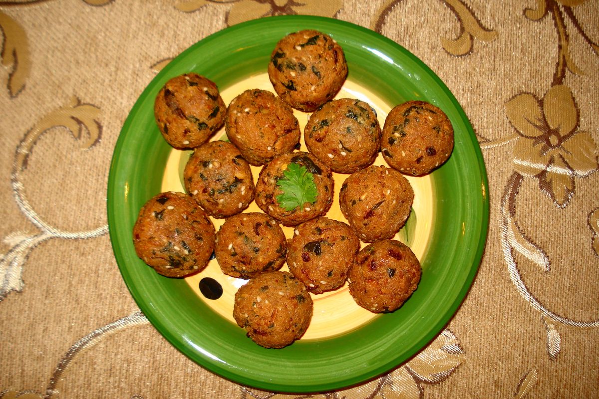 Egyptian Falafel (Ta'amiya)