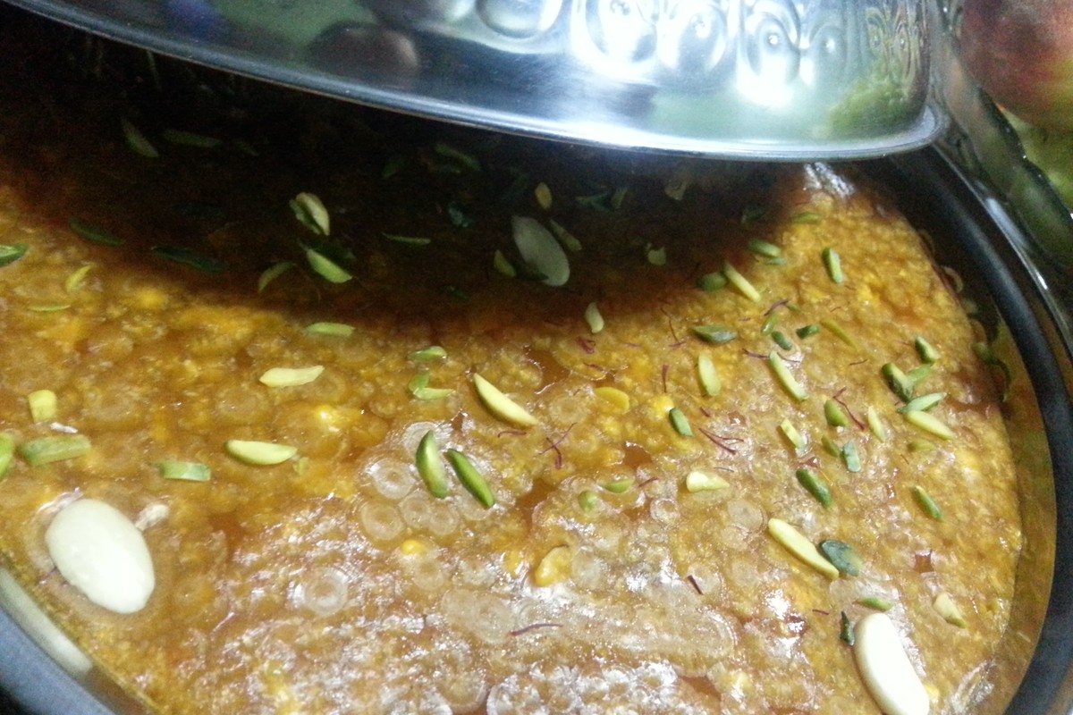 Omani Halwa (sweet gelatinous dessert)