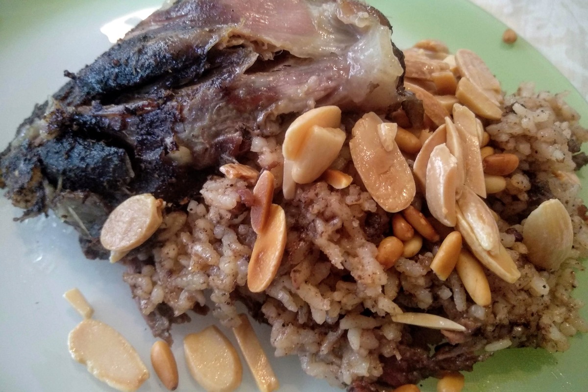 Rice-Stuffed Lamb